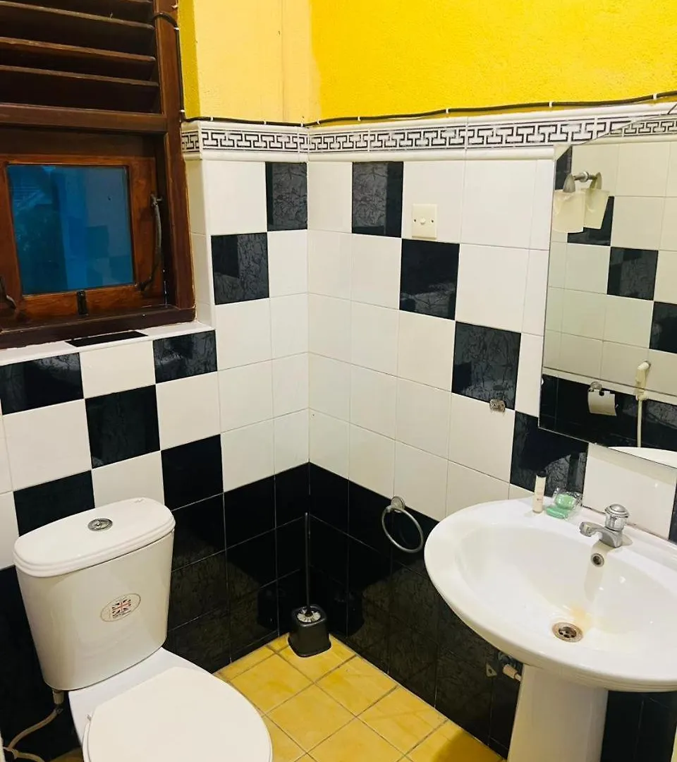 Sky Bello Hotel Katunayake 3*,