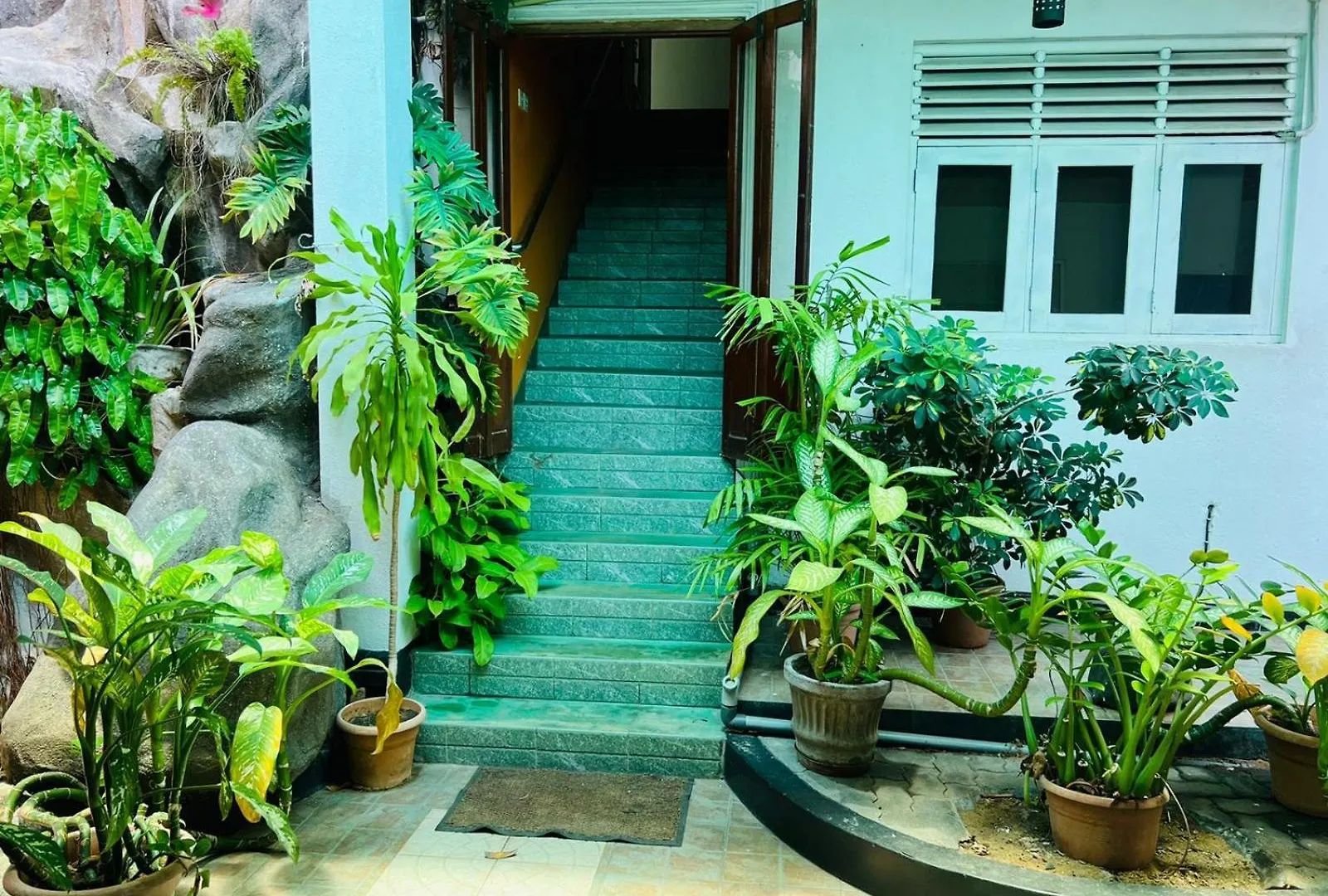 Sky Bello Hotel Katunayake
